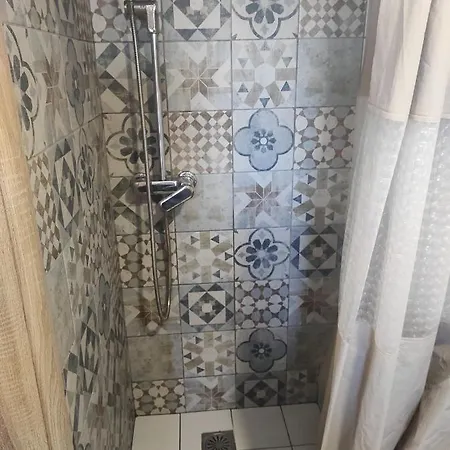 Apartment σοφίτα καλλύνω Thessaloniki